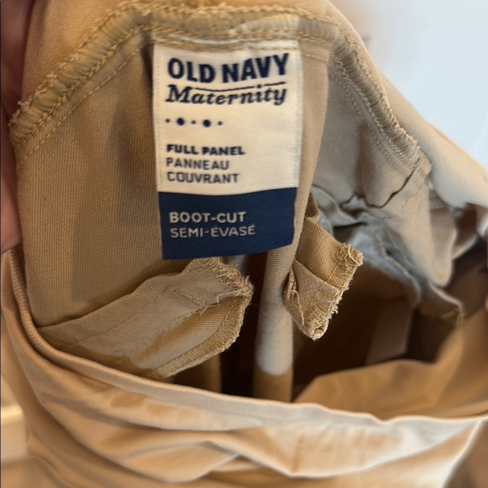 Old Navy Maternity Boot-Cut 12 Short Pants in Beige